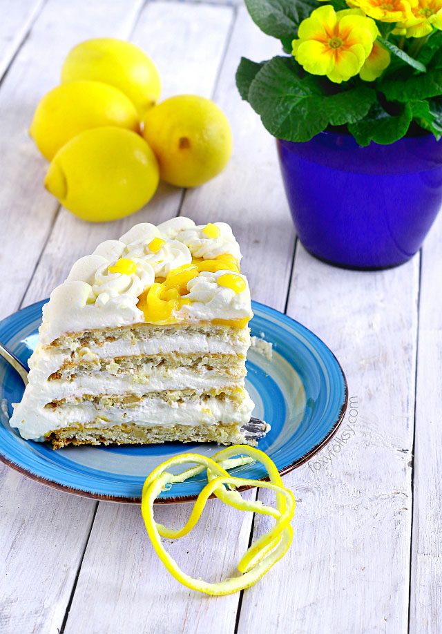Try this lemon Torte cake (inspired by Purple Oven) for a refreshingly sweet, tangy and nutty deliciousness. | www.foxyfolksy.com