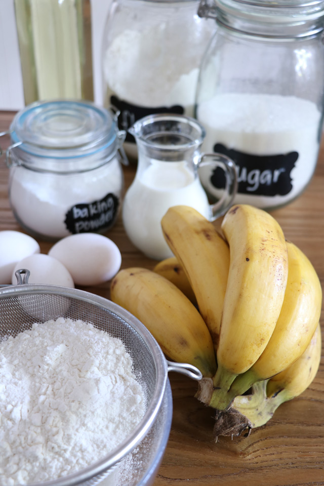 ingredients for banana crepes 