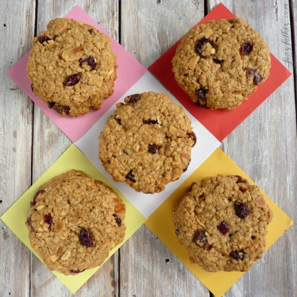 Crunchy and chewy Oatmeal Cookies, with nuts and dried fruits. | www.foxyfolsy.com