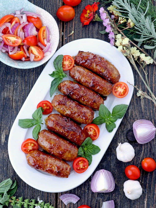 Cooked sweet longganisa on a plate