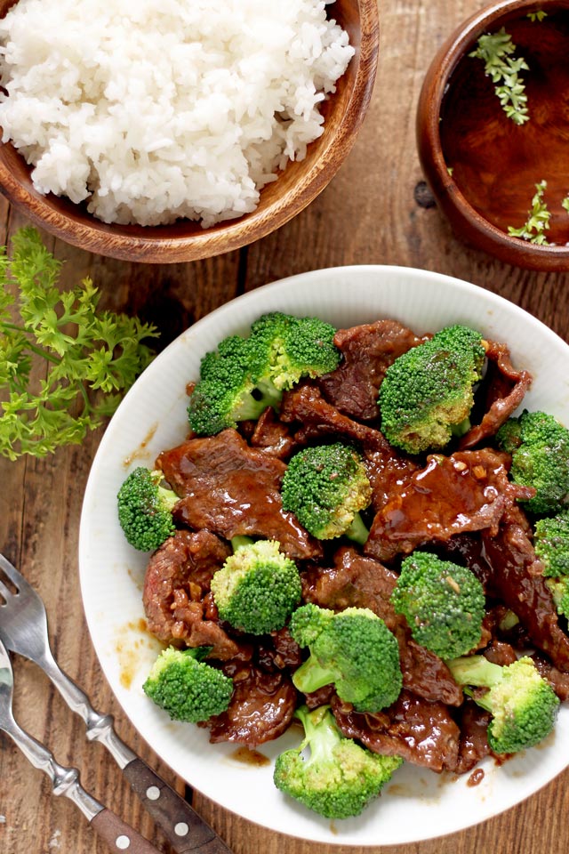 Beef Broccoli Stir Fry - Foxy Folksy