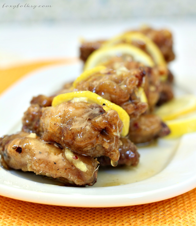 Try this quick and easy Honey Lemon Chicken recipe for a crispy chicken and refreshing sauce made sweet and sour by the combination of honey and lemon. | www.foxyfolksy.com