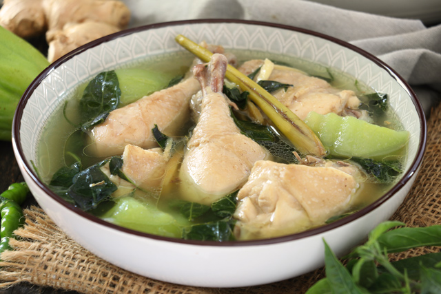 Chicken Tinola Recipe with lemongrass