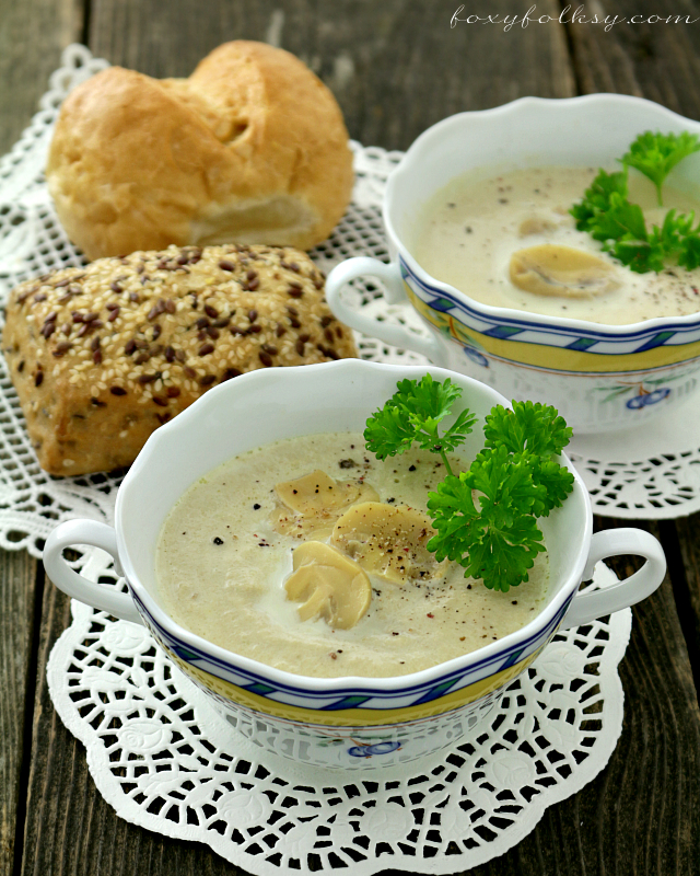 Make your own homemade cream of mushroom soup. Here is an easy and quick recipe for a creamy thick cream of mushroom soup! | www.foxyfolksy.com