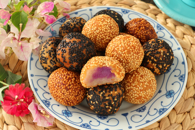 Buchi with ube filling