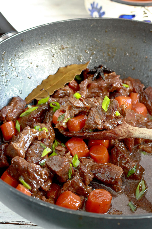 Braised Beef - Filipino/Chinese style - Foxy Folksy