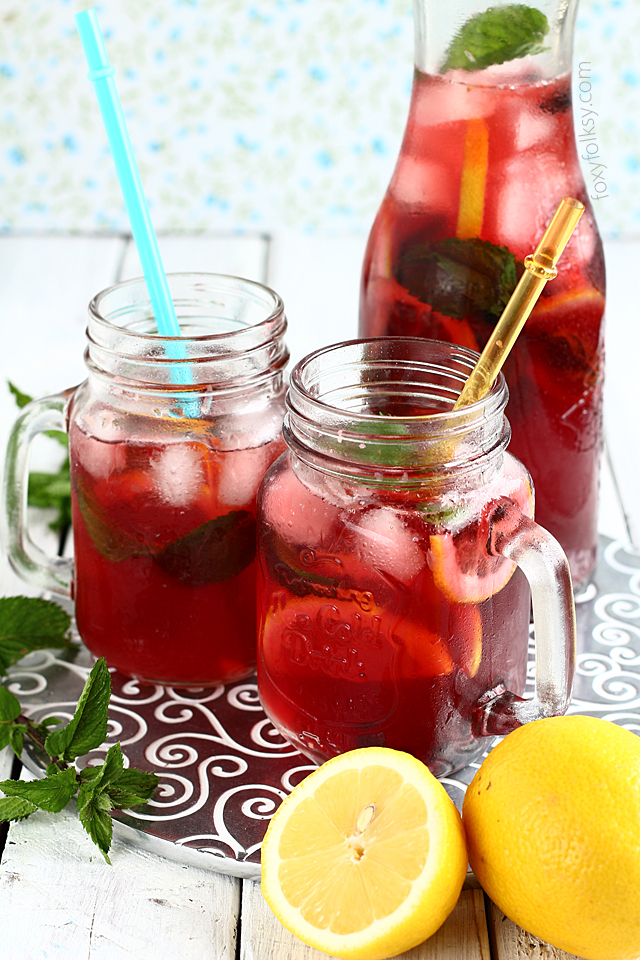 Stay cool and refreshed this summer with this homemade red iced tea with mint . | www.foxyfolksy.com