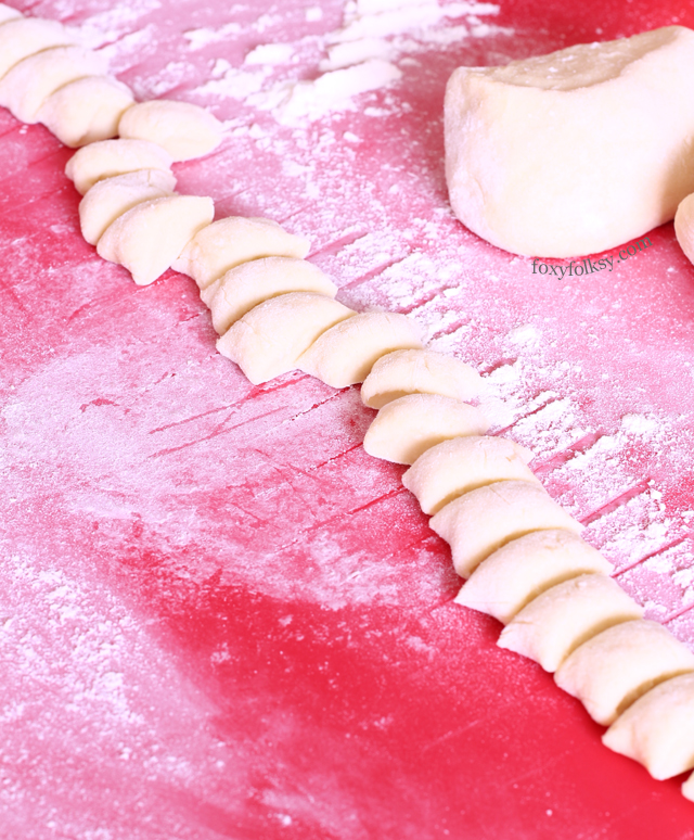 Learn how to make Gnocchi the fast and easy way. | www.foxyfolksy.com