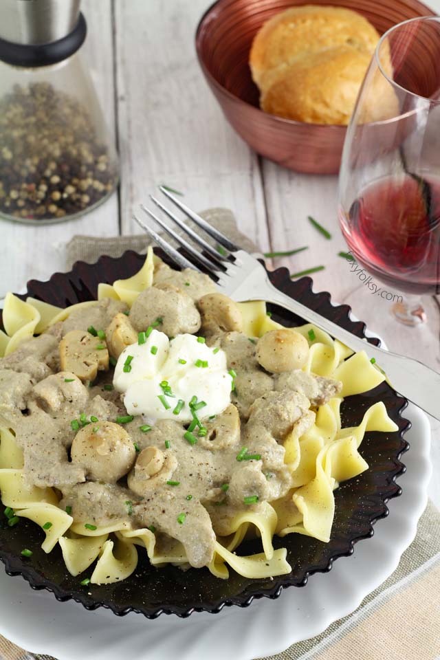 An all-in-one meal perfect for dinner or for any special occasions. This is a very simple and easy recipe for a really creamy Beef Stroganoff. | www.foxyfolksy.com