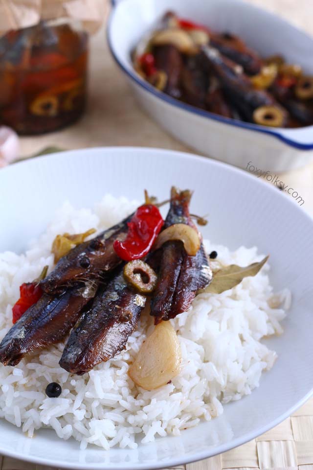 Try this Gourmet Tuyo Recipe and bring your plain tuyo (dried herring) to a whole new level . | www.foxyfolksy.com