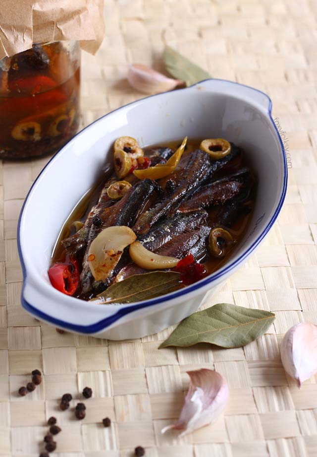 Try this Gourmet Tuyo Recipe and bring your plain tuyo (dried herring) to a whole new level . | www.foxyfolksy.com