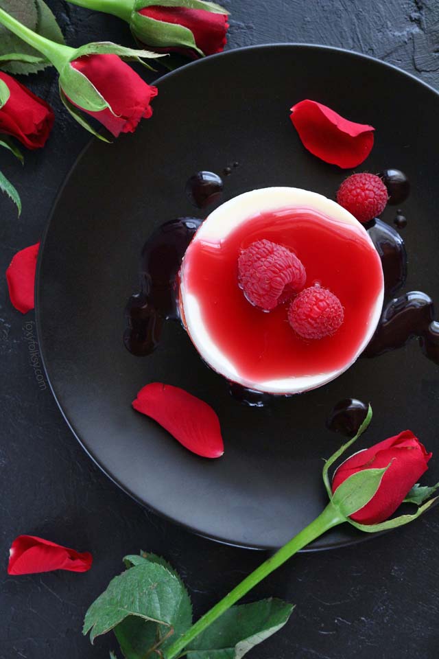 Make this lovely and super easy Panna Cotta for Valentine's Day! Romantically delicious! | www.foxyfolksy.com