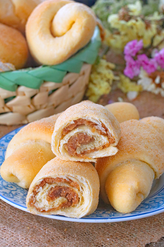 Spanish Bread showing the buttery sugar filling.