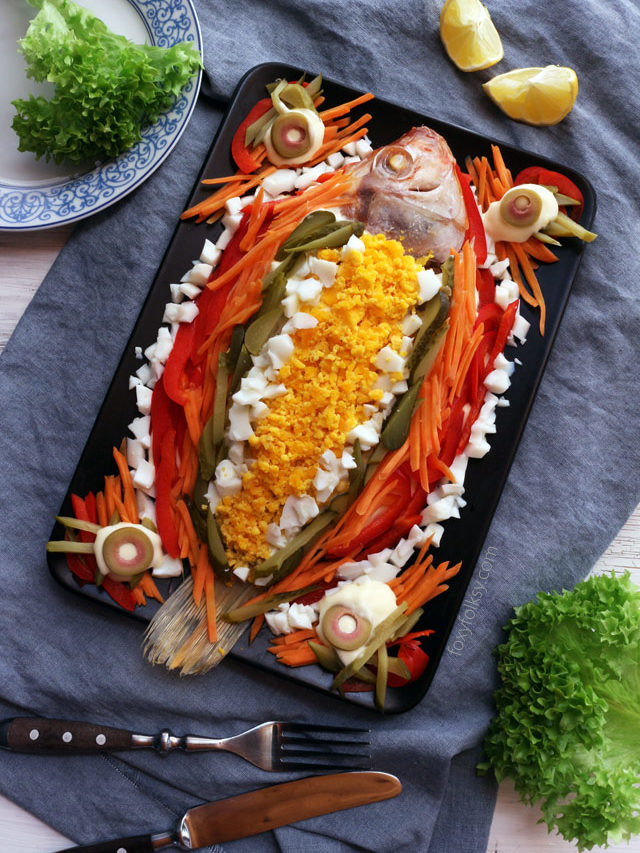 Level up your simple steamed fish into this colorful and tasty Steamed fish with Mayonnaise recipe! | www.foxyfolksy.com