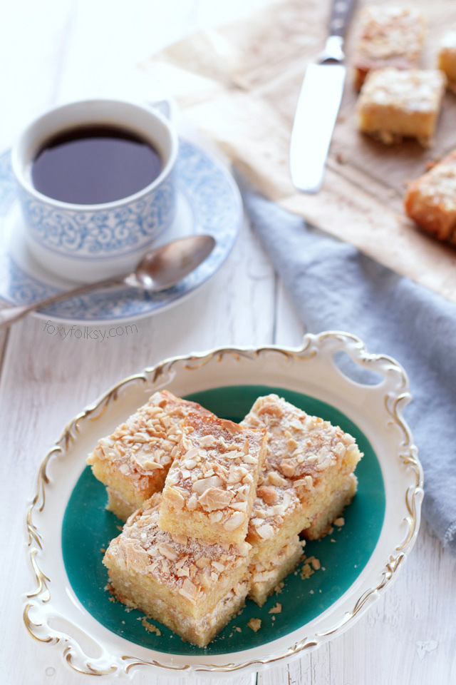 Try this easy recipe for Caramel bars with cashew nuts. | www.foxyfolksy.com 