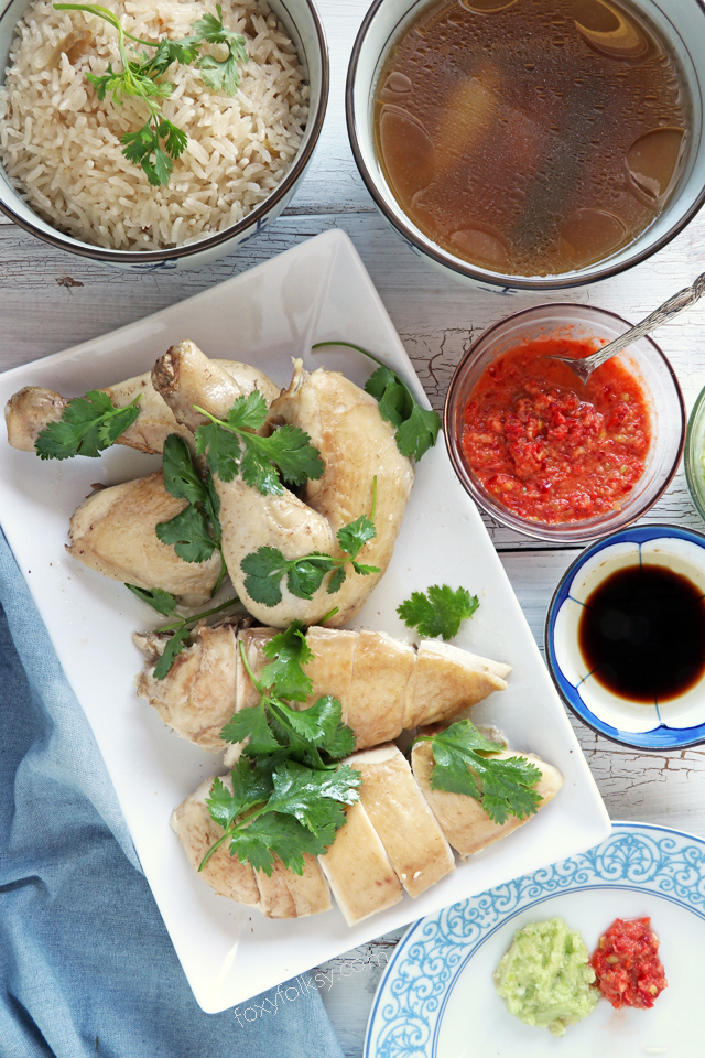 Get this Hainanese Chicken Rice recipe with 3 dipping sauce! A 3-in-one dish that you will surely love! | www.foxyfolksy.com