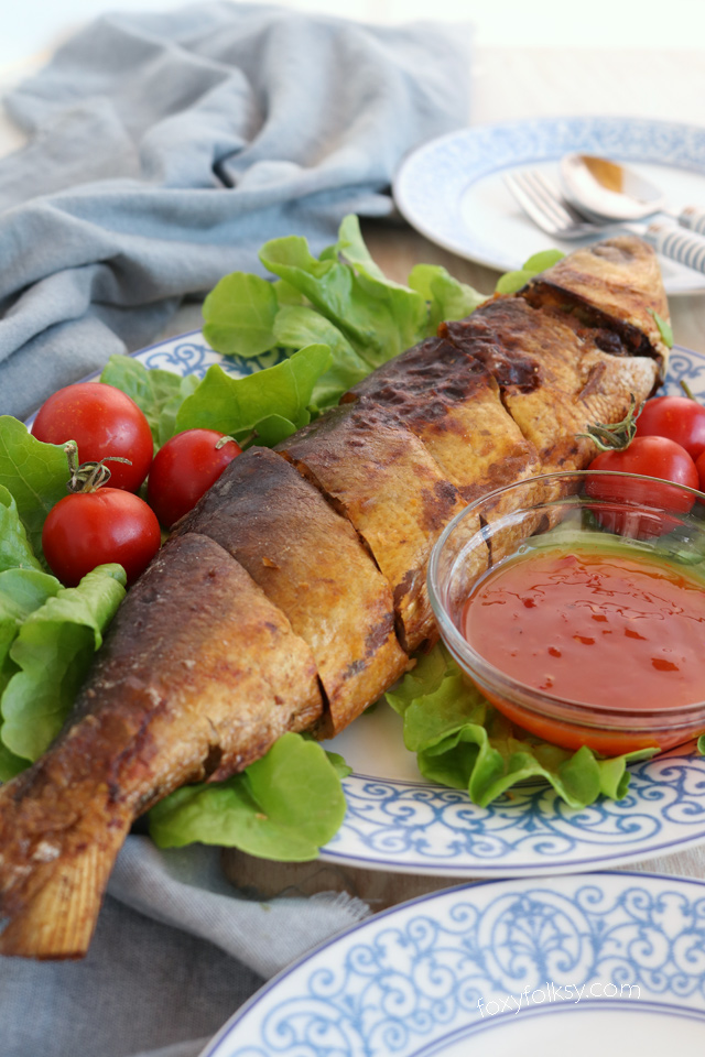 Try this Filipino Stuffed Milkfish or Rellenong Bangus recipe. Deboned, flaked and re-stuffed with vegetables and spices! Baked or fried to golden crisp! | www.foxyfolksy.com