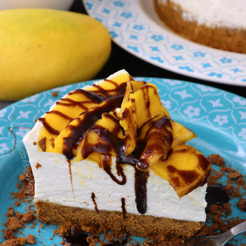 This No Bake Mango Cheesecake is probably the easiest cheesecake I’ve done. Mildly sweetened to enhance the natural flavors. Try it now! | www.foxyfolksy.com