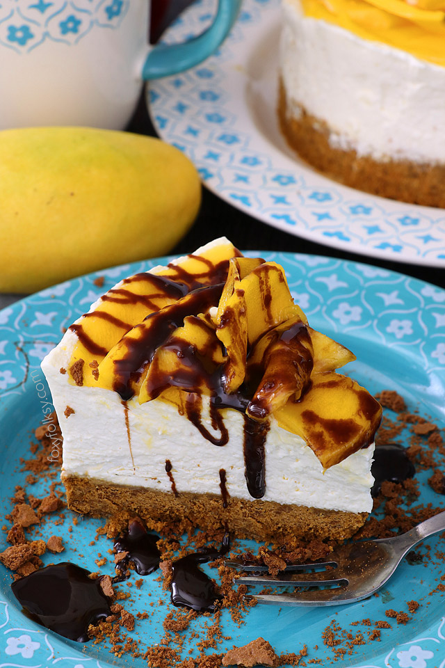 This No-Bake Mango Cheesecake is probably the easiest cheesecake recipe I’ve done. Mildly sweetened to enhance the natural flavors. Try it now! | www.foxyfolksy.com