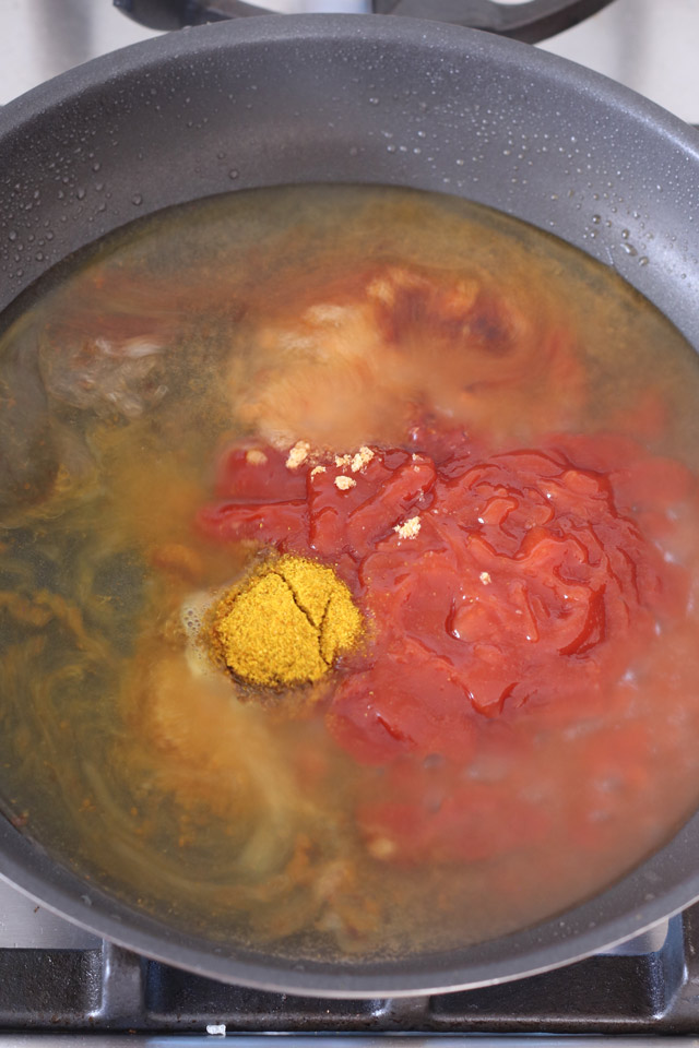 Wie man Currywurstsauce macht