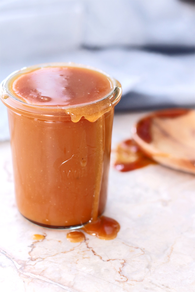 Homemade Caramel Sauce by Foxy Folksy