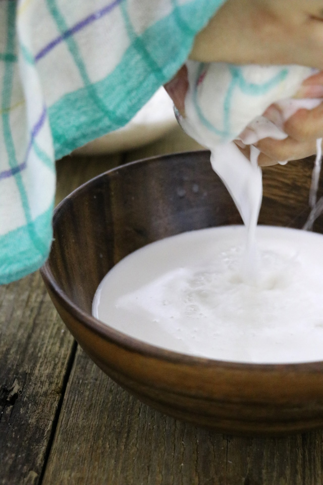 how to make coconut milk