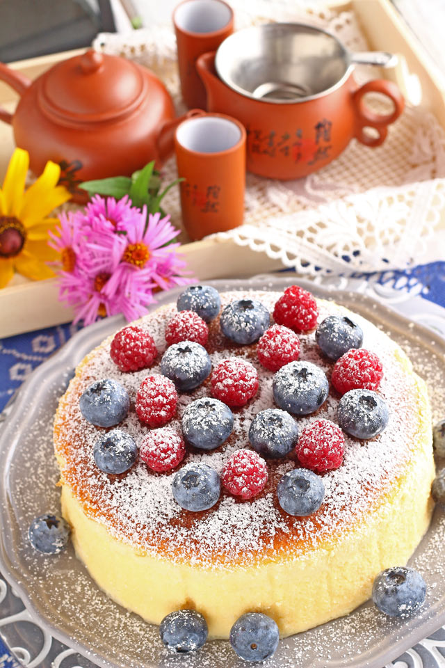 Easy Japanese Cheesecake Recipe - so fluffy and jiggly! - Foxy Folksy