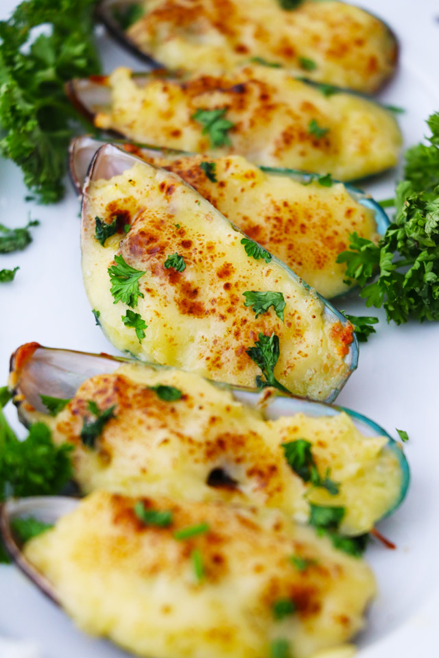 Stuffed Baked Mussels 