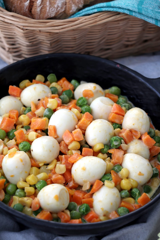 Mixed Vegetables with Quail Eggs Recipe