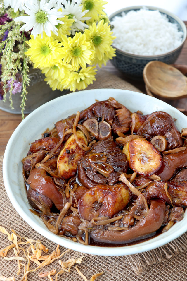 Pork estofado with banana blossoms and fried saba.