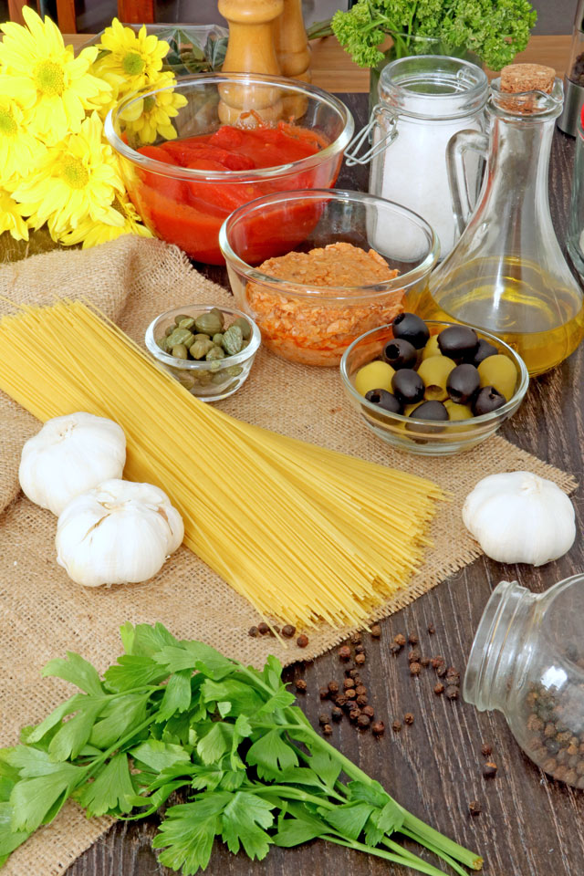 ingredients for pasta puttanesca