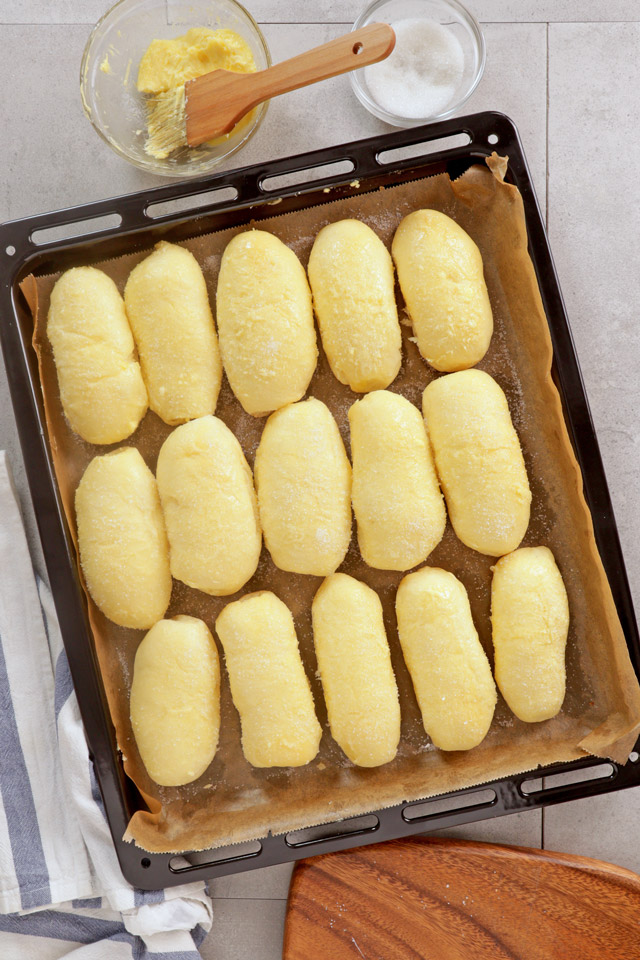 Filipino Cheese Roll Bread