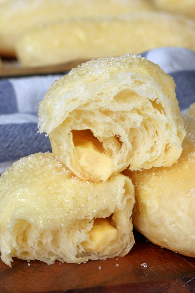 Super fluffy Cheese Rolls