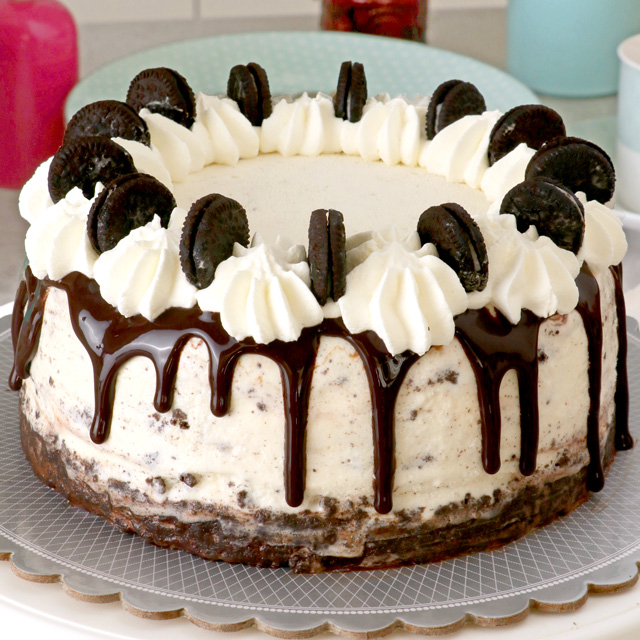 Cookies and Cream Ice Cream Cake