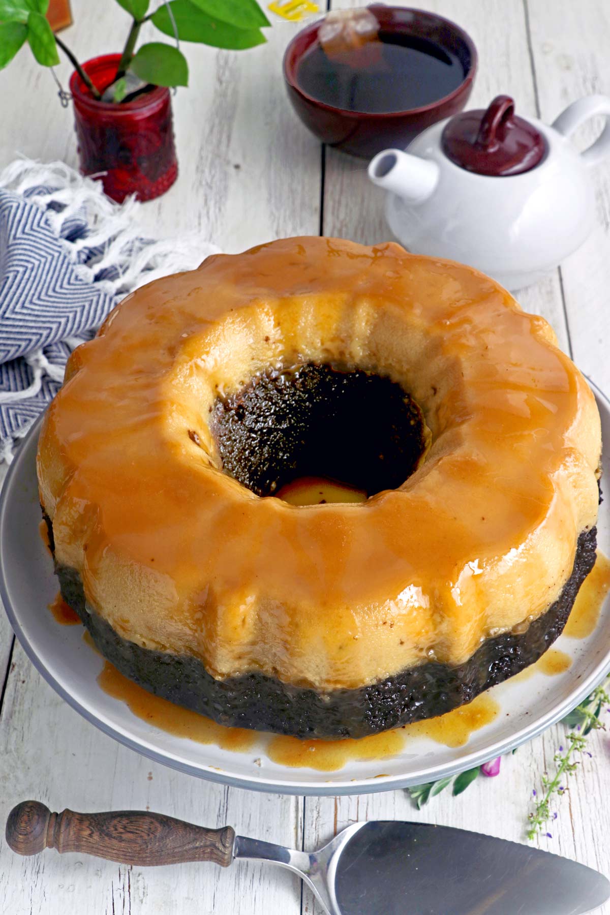 Impossible Cake r Chocoflan served as dessert.