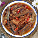 Fried eggplants and pork sautéed in shrimp paste and tomatoes.