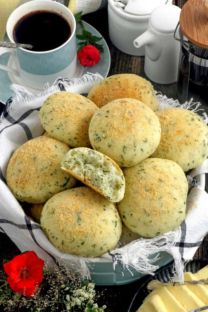 Nutritious and delicious Malunggay Pandesal recipe.