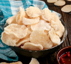 How to cook prawn crackers