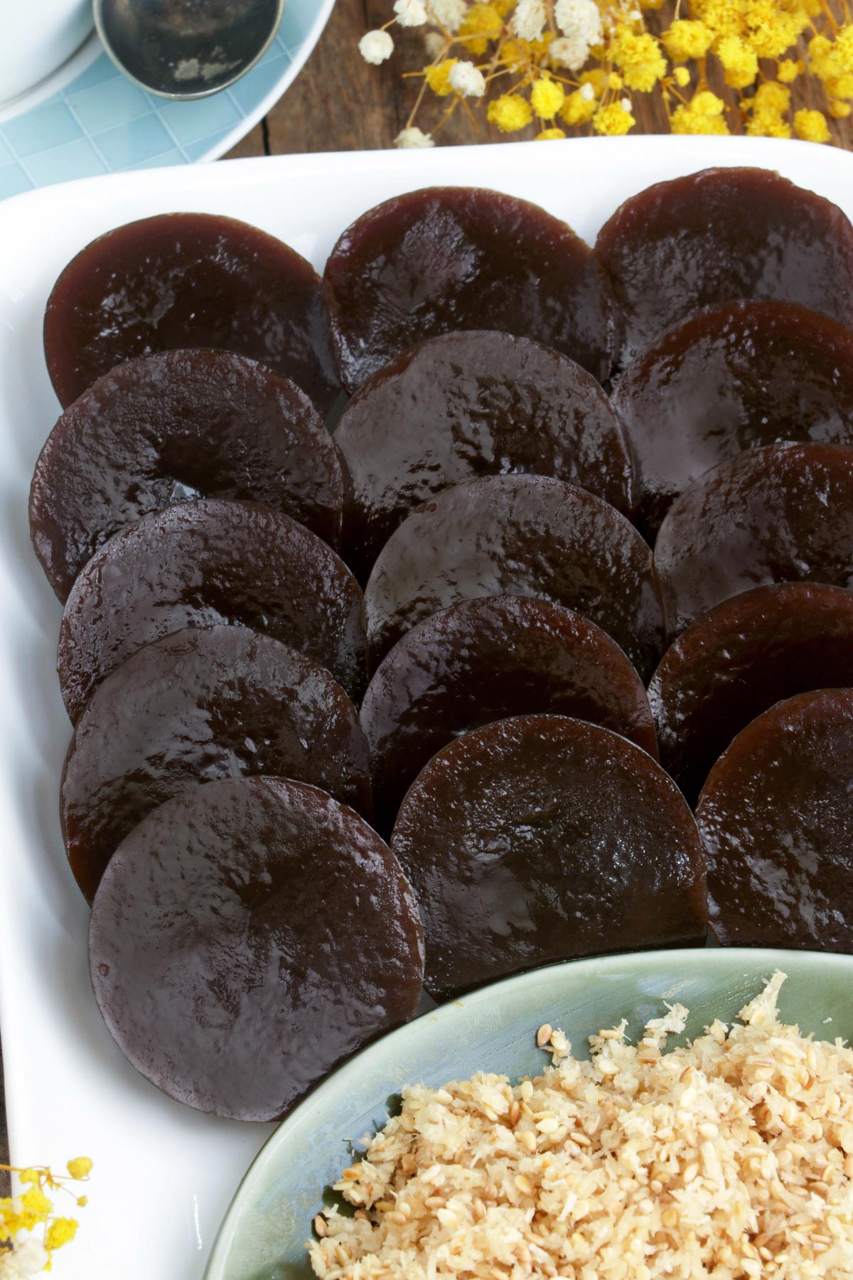 Black Kutsinta with blackstrap molasses for a richer flavor and darker color.