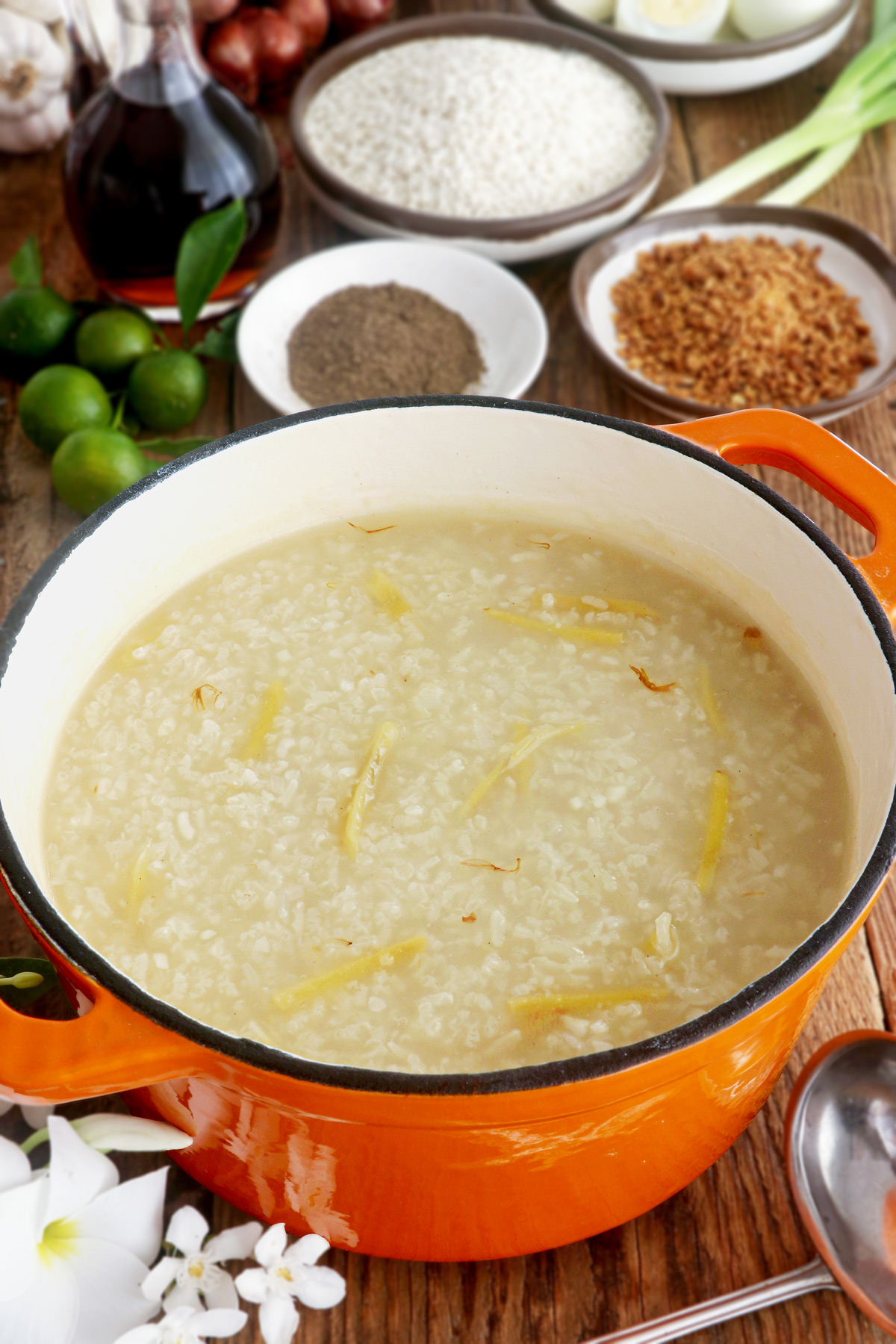 Freshly cooked lugaw in a pot.
